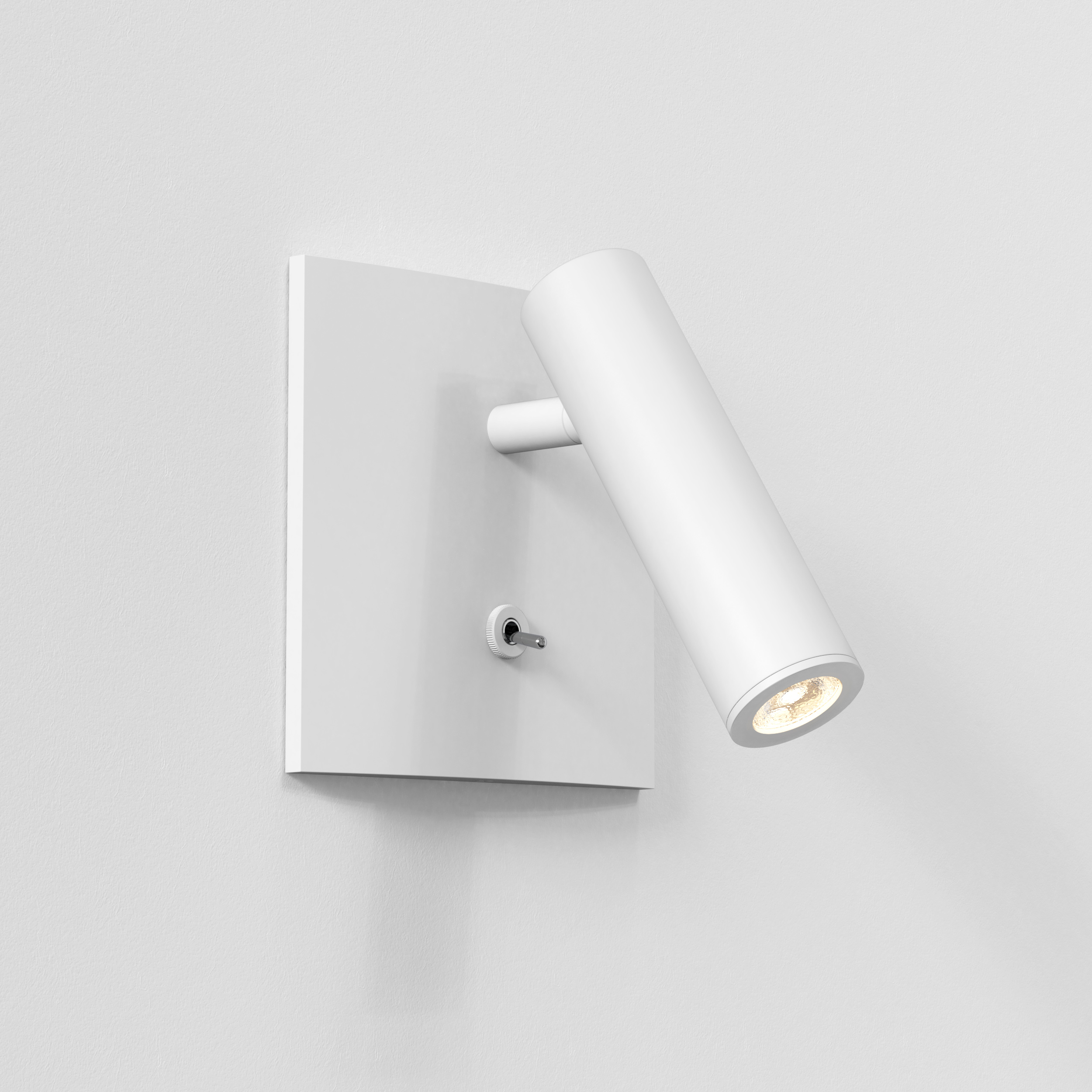 Astro Enna Square Switched LED wandlamp 2700K mat wit