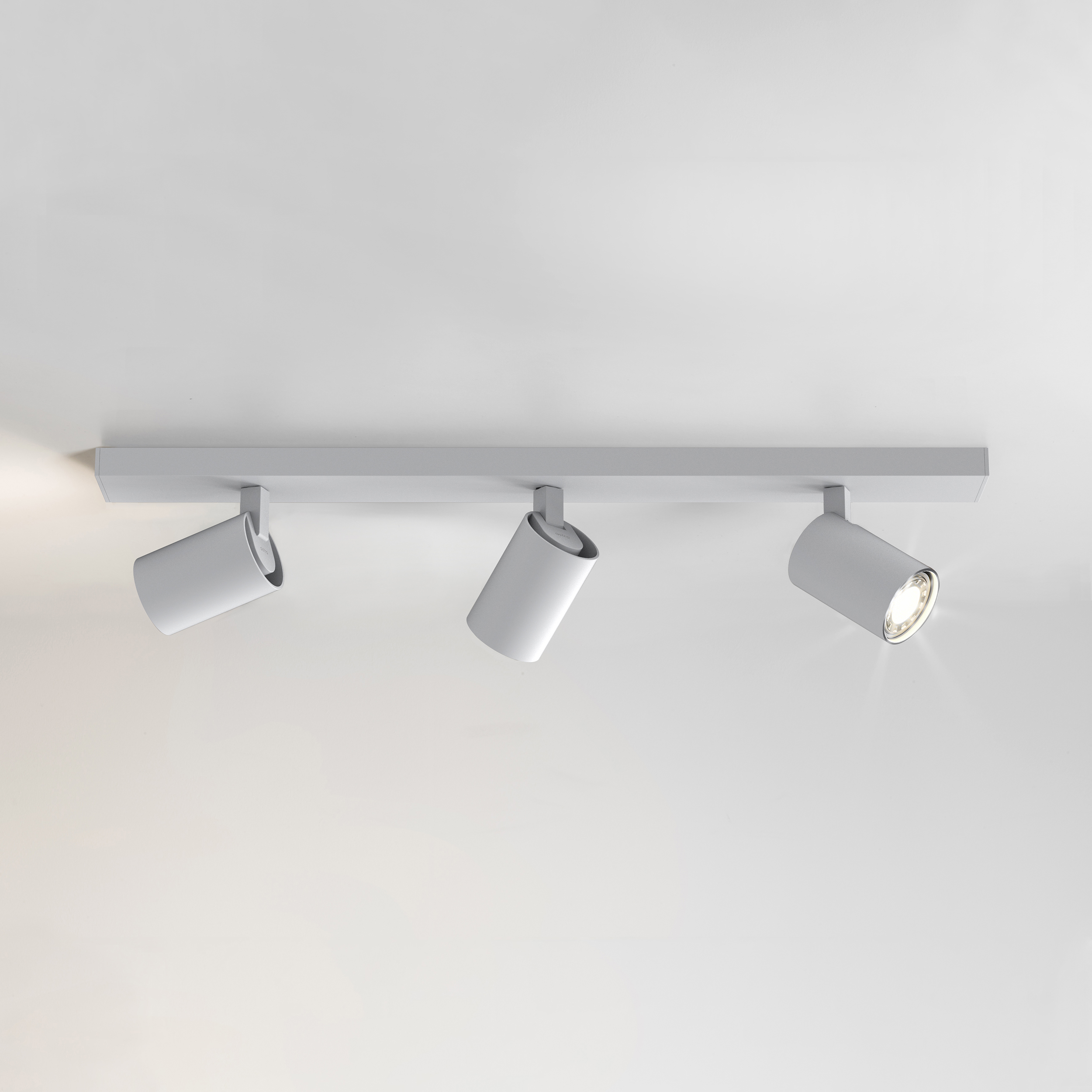 Ascoli Triple Bar opbouwspot excl. 3x GU10 structuur wit