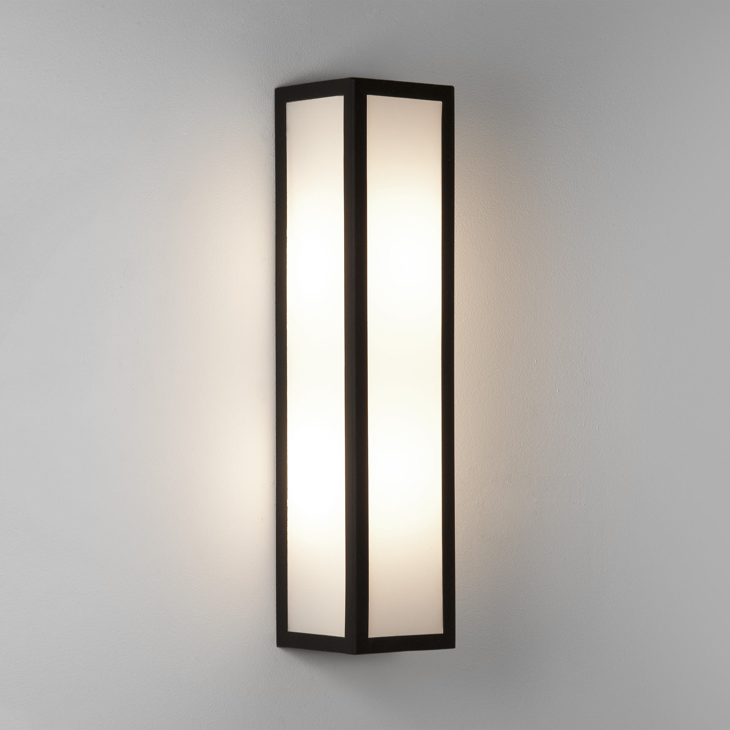 Salerno buiten wandlamp excl. 2x E14 structuur zwart