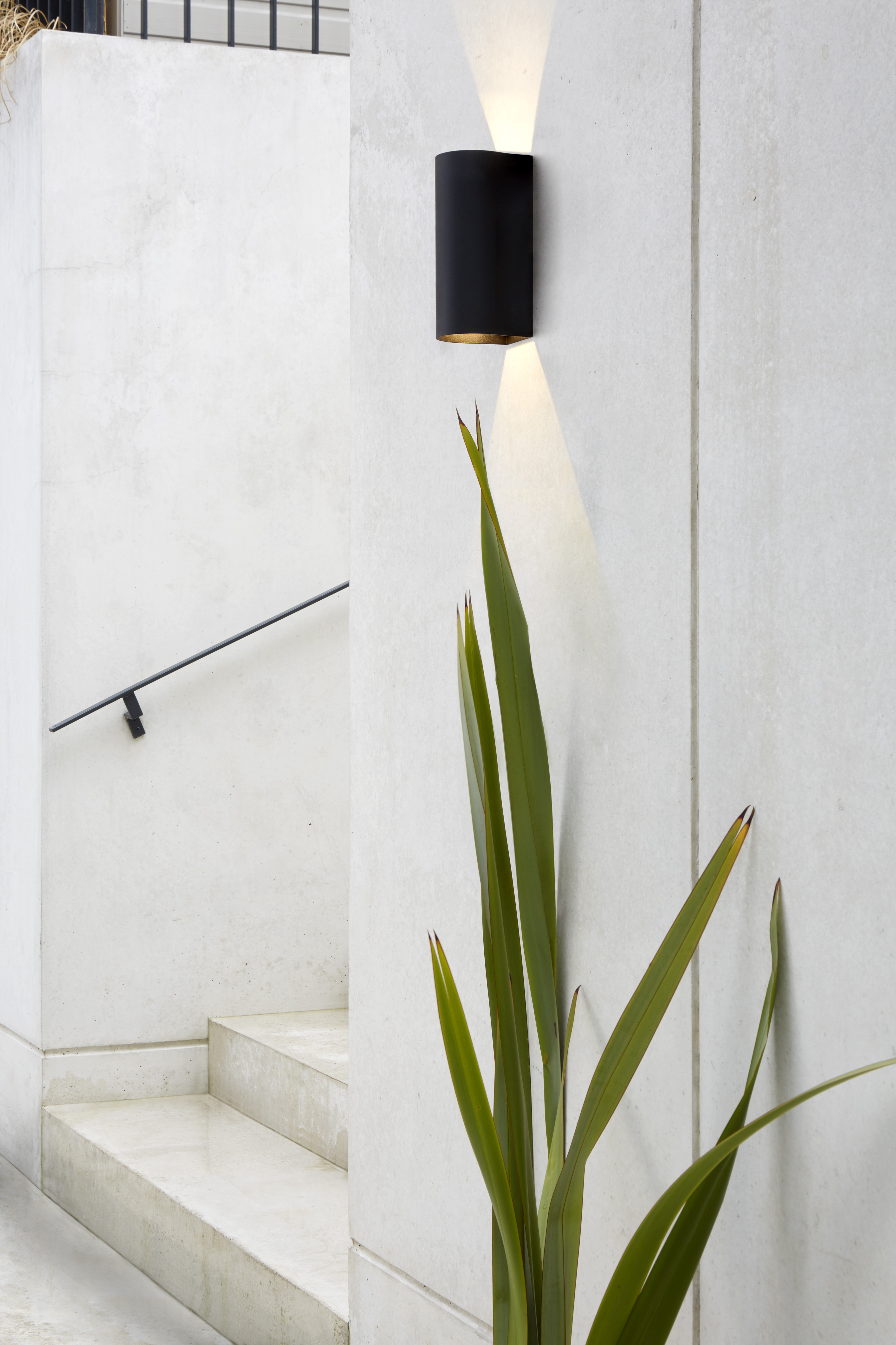 Dunbar 255 LED BWL 3000K structuur zwart
