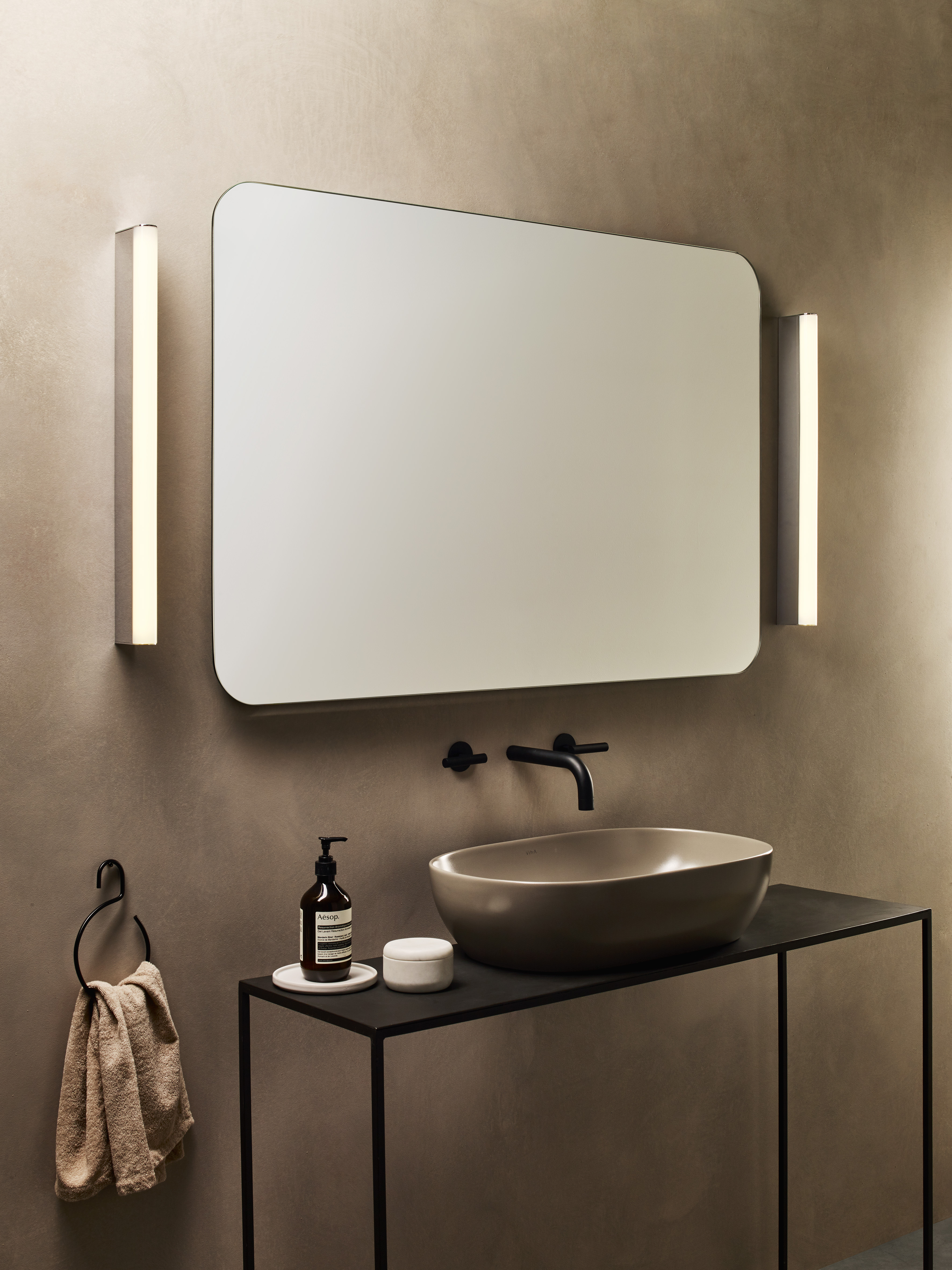 Artemis 600 LED WL 3000K chroom
