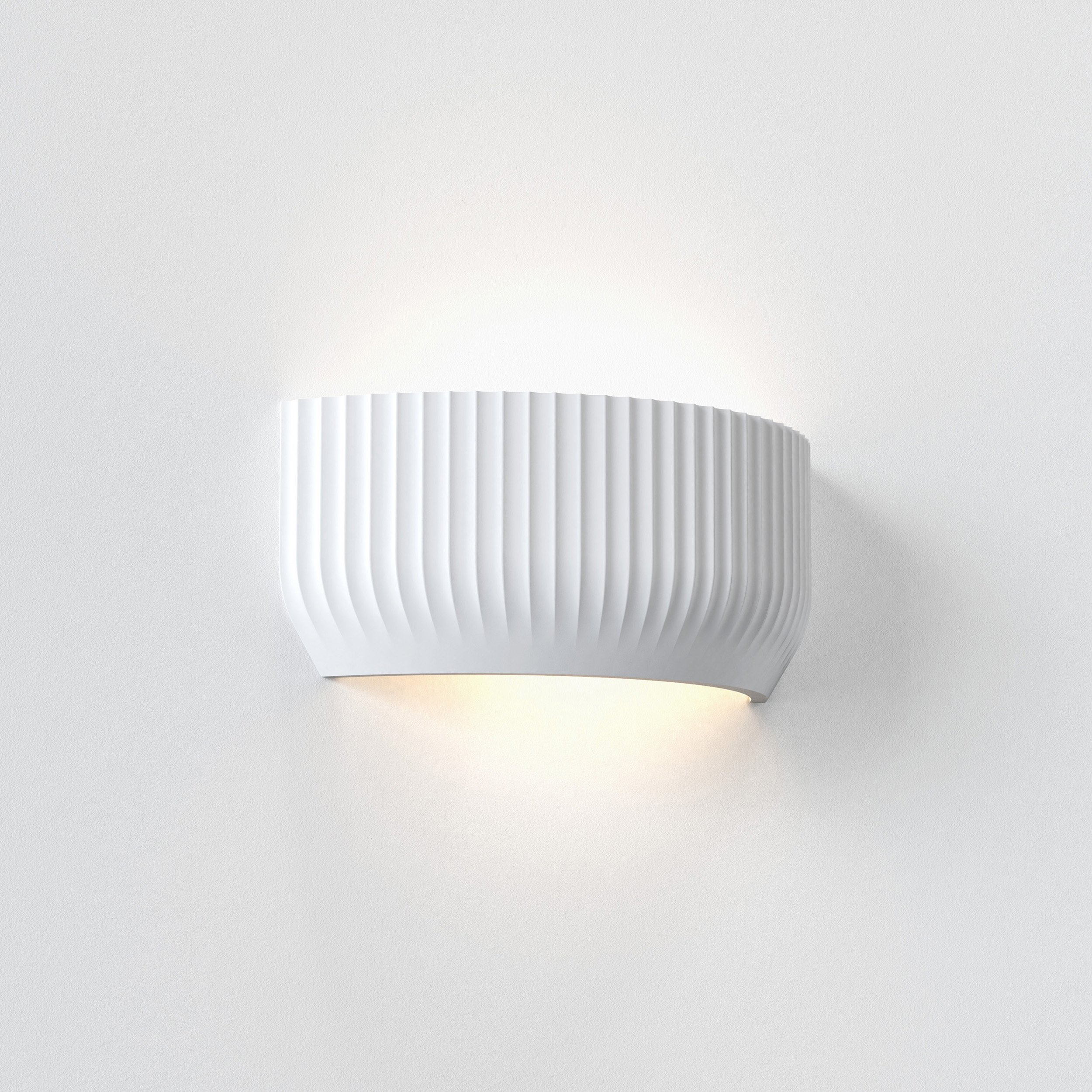 Astro Blend wandlamp gips